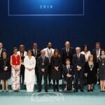 Imagen de los distinguidos con la Medalla de Andalucía, junto a los dos Hijos Predilectos