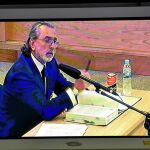Imagen del monitor de la sala de prensa de la Audiencia Nacional en San Fernando de Henares del presunto cabecilla de la trama Gürtel, Francisco Correa