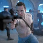 Fassbender es salvado de la muerte para comenzar una nueva e inesperada vida