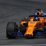 El asturiano estrenó hoy alerón delantero en el MCL33