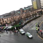 Servicios de emergencia en las inmediaciones de la Universidad de Glasgow / Foto: Reuters