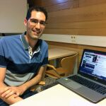 El investigador de la URV Javier Parra-Arnau muestra la extensión MyAdChoices que ha desarrollado para Chrome