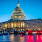 Vista exterior del Congreso de Estados Unidos, en Washington, donde ayer los dos partidos trataron de buscar un acuerdo para aprobar el presupuesto y levantar el cierre temporal del Gobierno