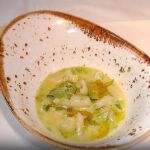 Callos de bacalao al pil pil con alga codium