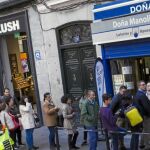 Desde hace semanas la administración de la calle del Carmen registra colas frente a su local