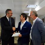 Los portavoces del PP y Cs en la Asamblea Regional, Víctor Martínez y Miguel Sánchez, en una foto de archivo tras impulsar la ley de Aceleración Empresarial