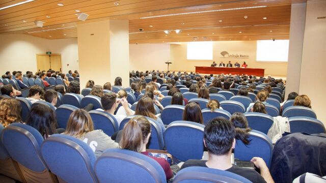 Tras las ponencias se abrirá un coloquio con los asistentes / Foto: La Razón