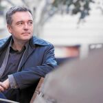 El periodista Xavi Ayén, autor de «La vuelta al mundo en 80 autores»