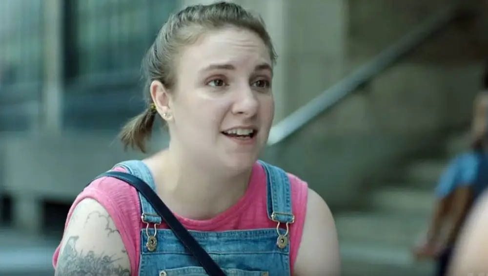 La actriz Lena Dunham en una escena de «Girls»