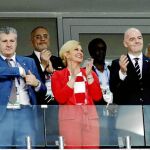 La presidenta de Croacia estará hoy en el palco del estadio Luzhniki para apoyar a su selección. Es una de las imágenes del Mundial / Efe