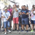 En torno a 200 taxistas se concentraron ayer a las puertas de la Consejería de Fomento coincidiendo con la reunión con el consejero del ramo