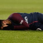 El delantero brasileño se lesionó el domingo de manera fortuita al doblarse el tobillo durante el partido liguero en el que los de Unai Emery se impusieron al Olympique de Marsella