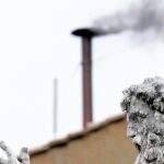 El color del humo que salga de la chimenea de la Capilla Sixtina determinará si hay nuevo Papa o si aún no se ha alcanzado un acuerdo entre los cardenales