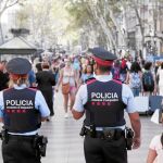 Imagen de los Mossos d'Esquadra paseando por Las Ramblas