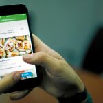 Permite adelantar a los establecimientos el precio del menú que se degustará y garantiza parte de la futura clientela