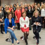 María José Català durante el acto del pasado lunes en la sede del PP junto a la presidenta del PPCV, Isabel Bonig, y la directora del Instituto Nacional de la Mujer, Lucía Cerón