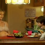 Charlize Theron en la piel de una madre desbordada en «Tully