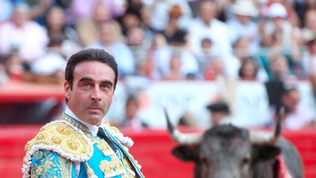 Enrique Ponce en imagen de archivo