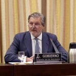 El ministro de Educación, Cultura y Deporte, Íñigo Méndez de Vigo, durante su comparecencia de hoy ante la Comisión de Cultura del Congreso