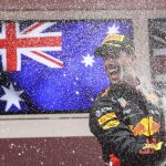 Daniel Ricciardo celebra su triunfo en Mónaco. EFE/EPA/SRDJAN SUKI
