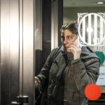 Marga Garau, la madre de Nadia, en los juzgados de La Seu d'Urgell.