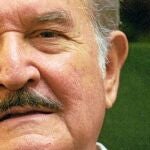 Todo un clásico del «boom» hispanoamericano que aborda de manera simbólica temas y problemas existenciales y sociales