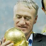 Deschamps entra en la historia