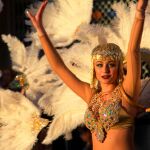 El desfile de San Pedro del Pinatar inundó las calles del municipio de música, color y diversos toques de fiesta