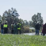 Un helicóptero de la Guardia Civil evacuó ayer el cadáver del agente