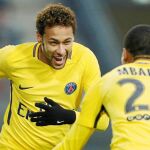 Mbappé y Neymar, con la camiseta del Paris Saint Germain