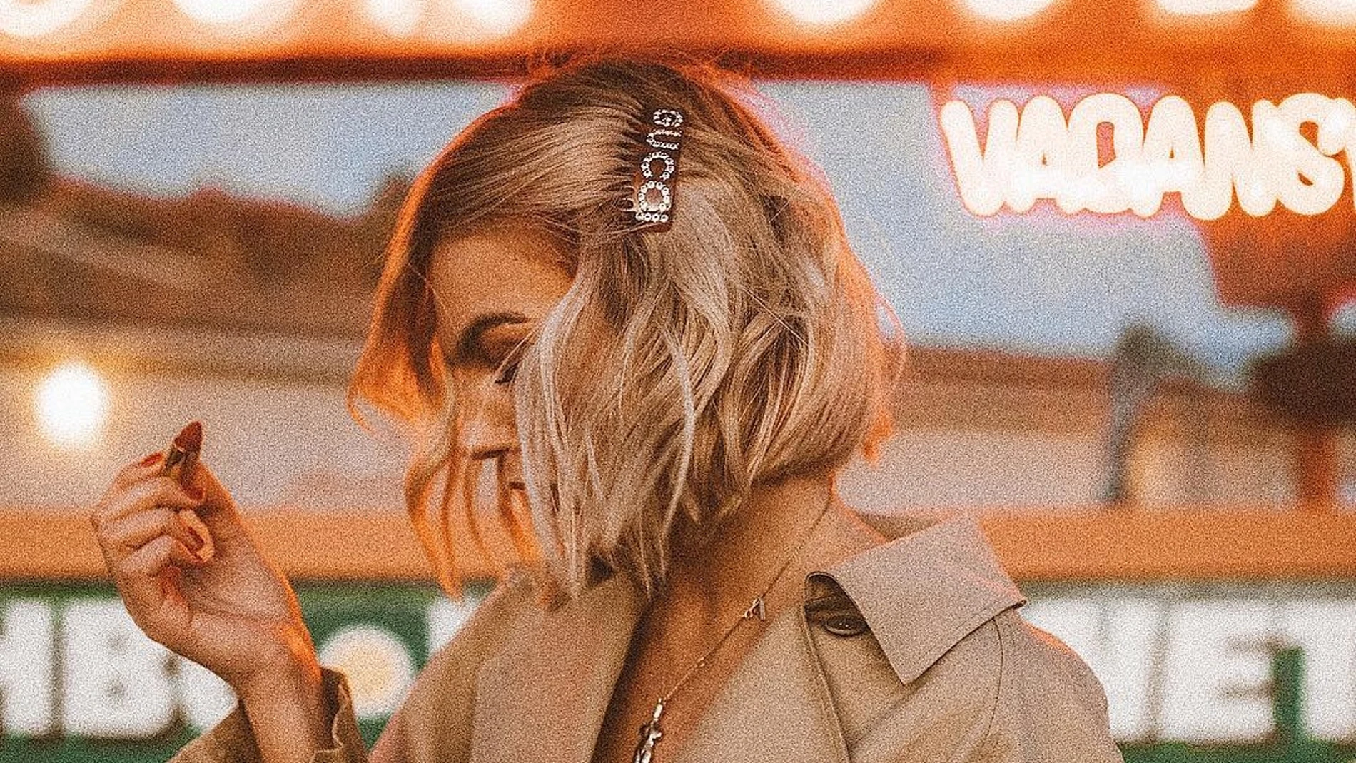 La 'influencer' Tezza con el pasador de Gucci.