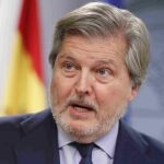 El portavoz del Ejecutivo, Iñigo Méndez de Vigo, durante la rueda de prensa ofrecida tras la reunión del Consejo de Ministros.