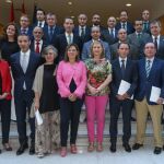 Pilar del Olmo y Milagros Marcos con representantes de las entidades