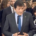 Javier Fernández, a su llegada al Congreso