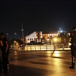 Agentes de Policía junto al curtel general del Ejército, en Ankara