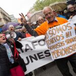 Cientos de jubilados participan en una manifestación / Efe