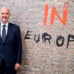 Pierre Moscovici, comisario de Asuntos Económicos, insistió ayer en Roma en la preocupación de la UE por las cuentas enviadas por el Ejecutivo italiano a Bruselas / Foto: Efe