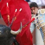 Pase de pecho de Perera, en imagen de archivo