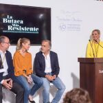 De izquierda a derecha, Eloy, padre de un niño con cáncer, Fiona Ferrer, Paco Arango y Marta Robles