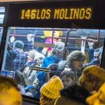 El Consorcio reforzó el servicio en 50 líneas de la EMT y seis de Metro para contrarrestar los cortes al tráfico de Gran Vía
