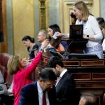 Ana Pastor cuenta votos en el Congreso para renovar RTVE / Efe