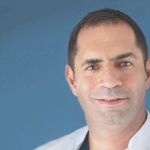 Cirugía plástica: «Emplear la técnica de la lipotransferencia ofrece unos resultados naturales»