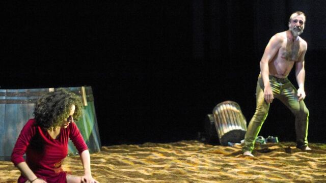 Además de ser la responsable de la dramaturgia, María San Miguel protagoniza esta pieza junto a Alfonso Mendiguchía