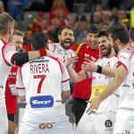El equipo español celebra la victoria en la semifinal ante Francia