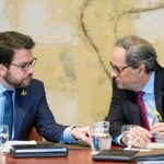 El conseller de Economía, Pere Aragonés, junto al president de la Generalitat, Quim Torra / Foto: Quique García / EFE