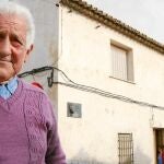 Alejandro, el actual propietario de la casa donde nació Sara Montiel.