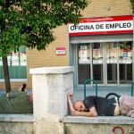 En España había en agosto 1,8 millones de beneficiarios de la prestación por desempleo o de algún subsidio / Foto: Alberto R. Roldán
