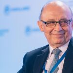La patronal pidió la reunión con el ministro de Hacienda, Cristóbal Montoro, y la vicepresidenta del Gobierno, el pasado mes de septiembre. En enero se reunieron con Sáenz de Santamaría