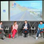 Aquilino Molinero, José María Plaza, Mónica Colás, José María Quesada, Lucas Cruz y Javier Llamazares durante la Jornada 3.0. Foto: CRISTINA BEJARANO