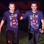Andrés Iniesta y Xavi Hernández durante la celebración del título de Copa del Rey en 2012 / Foto: Gtres